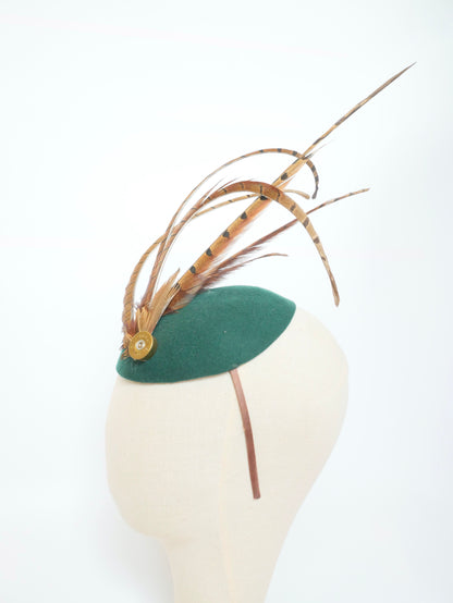 Feather and felt fascinator - Forest green